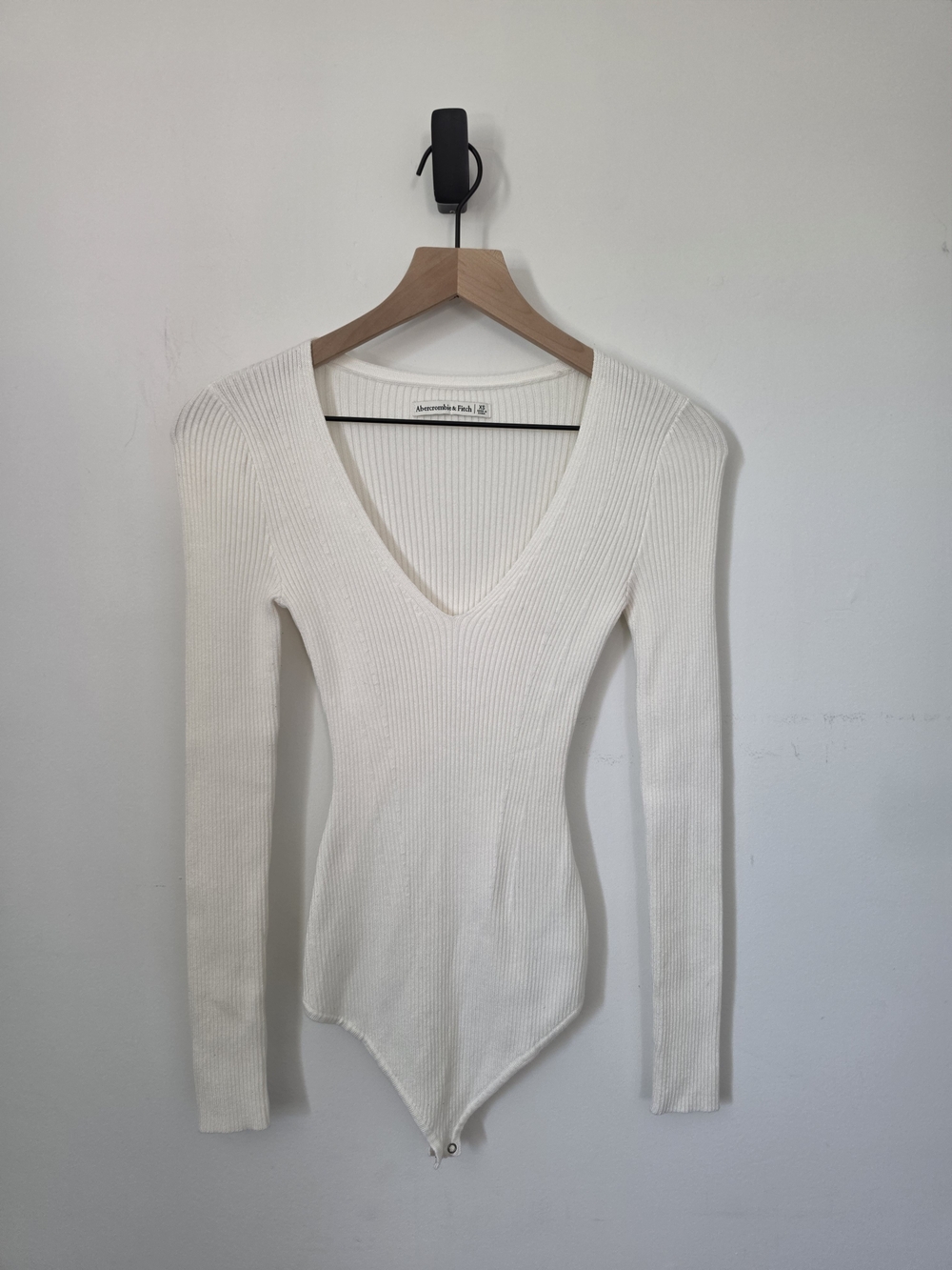 Abercrombie & Fitch Women's Cream Ribbed V-Neck Bodysuit Sweater